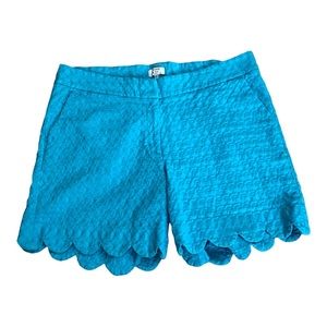 CROWN & IVY BLUE SHORTS WITH SCALLOPED HEM SIZE 16W